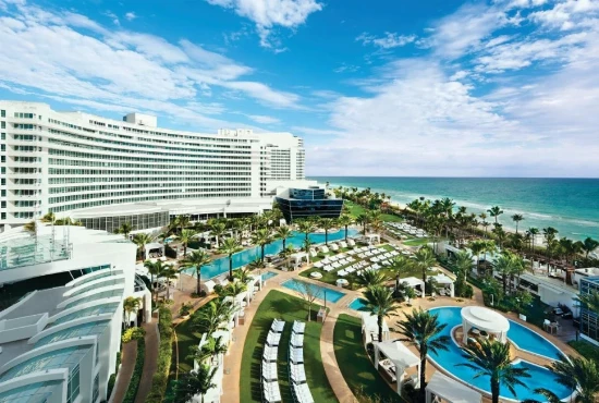 Fontainebleau Miami Beach: The Epitome of Miami's Luxurious Charm